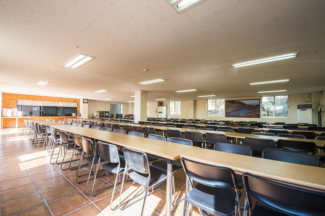 Jeju Youth Hostel Екстер'єр фото