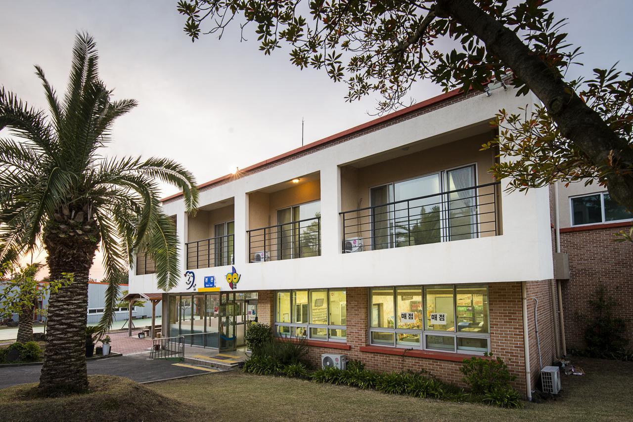 Jeju Youth Hostel Екстер'єр фото